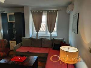 Izdaje se 2.0 stan-Podbara-Novi Sad, namešten